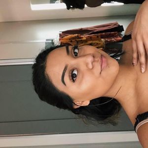 Meet your Posher, Marcela